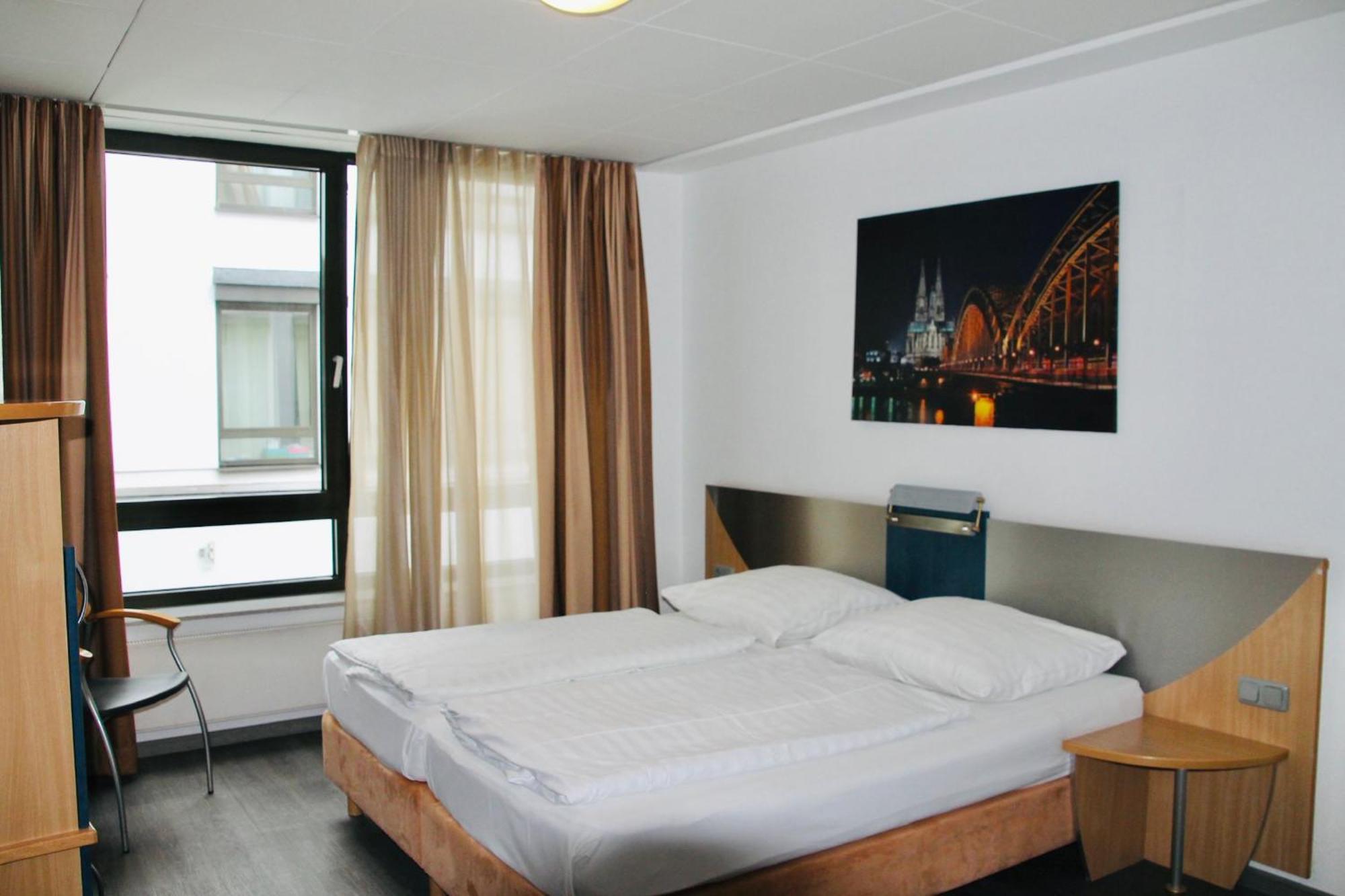 Opera Hotel Koeln Exterior foto